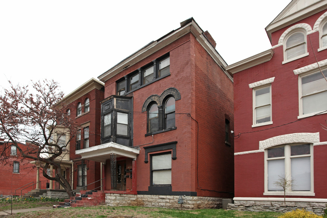 1361 S Brook St in Louisville, KY - Building Photo