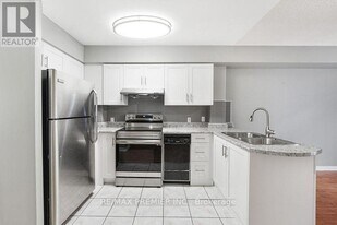 7 Sudbury St in Toronto, ON - Building Photo