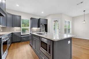 404 Templeton Dr in Fort Worth, TX - Building Photo