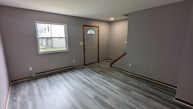 1493 Hobart Ave in Akron, OH - Building Photo - Building Photo