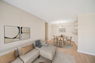 Rock Peak on Sunset Apartments in Longmont, CO - Foto de edificio - Building Photo