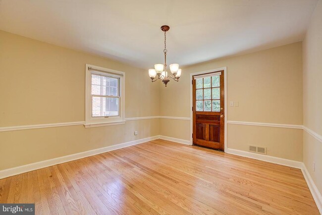 6717 44th Ave in University Park, MD - Building Photo - Building Photo