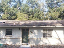 150 N Sportsmans Point in Inverness, FL - Building Photo