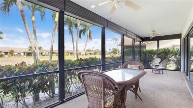 319 Reynolds Ct in Naples, FL - Building Photo - Building Photo
