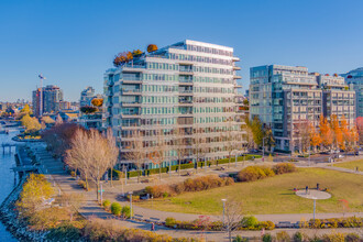 Canada House West in Vancouver, BC - Building Photo - Building Photo