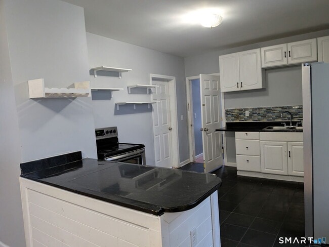 property at 220 Munson St