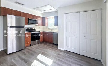 2901 Bay View Dr in Safety Harbor, FL - Building Photo - Building Photo