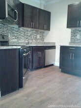 2975 Washington St in Boston, MA - Foto de edificio - Building Photo