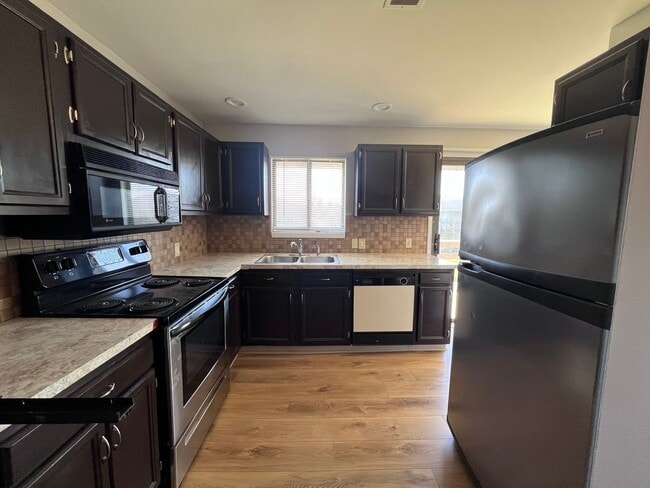 2610-2612 Ardmore St SE in Grand Rapids, MI - Building Photo - Building Photo