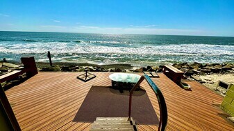 1827 S Pacific St in Oceanside, CA - Building Photo