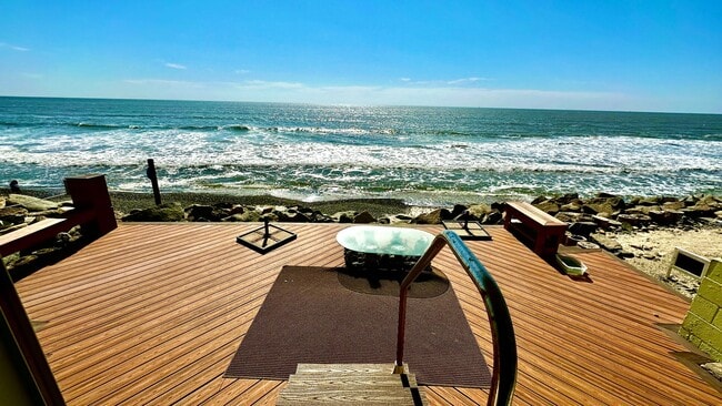 property at 1827 S Pacific St