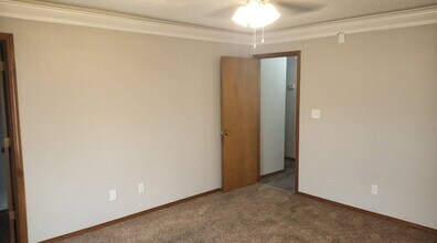 11713 N 112th E Ave in Collinsville, OK - Building Photo - Building Photo