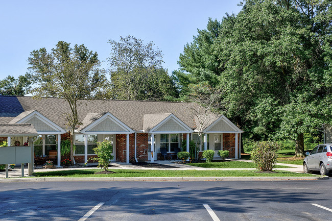 Heatly Crossing in Bidwell, OH - Foto de edificio - Building Photo