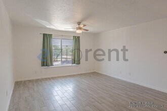 8087 Meadow Rd in Dallas, TX - Building Photo - Building Photo