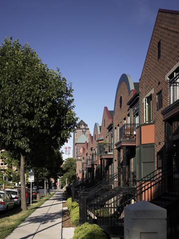 Woodland Avenue Brickstone in Des Moines, IA - Building Photo - Building Photo