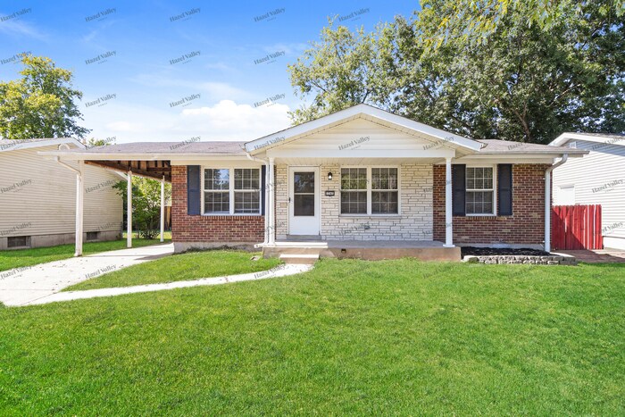 1245 Bal Harbor Dr in Arnold, MO - Building Photo