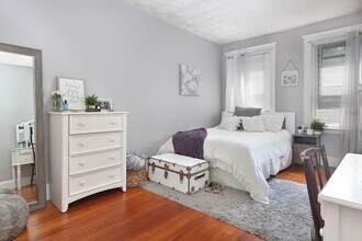 30 Claflin Rd, Unit 2 in Brookline, MA - Building Photo - Building Photo