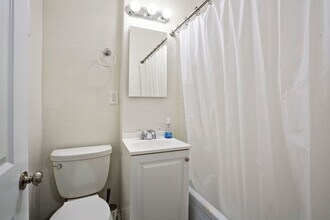 286 Marlborough St, Unit 4 in Boston, MA - Building Photo - Building Photo