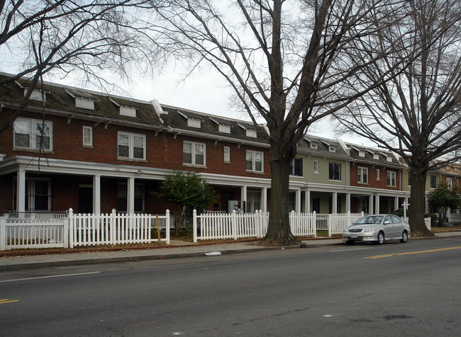 1700 West Virginia Ave NE in Washington, DC - Building Photo - Building Photo