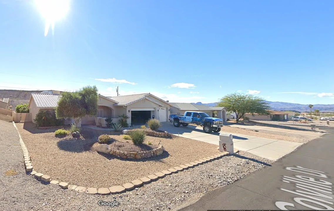 4214 Colville Dr in Lake Havasu City, AZ - Building Photo