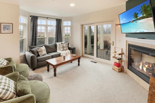 43 Lafayette Rd in Thornton, NH - Building Photo - Building Photo