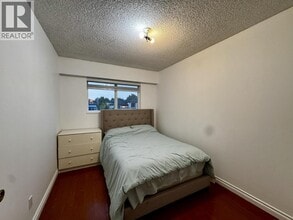 7071 Cavelier Ct in Richmond, BC - Building Photo - Building Photo