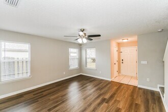 2236 Fresco Dr in Middleburg, FL - Building Photo - Building Photo