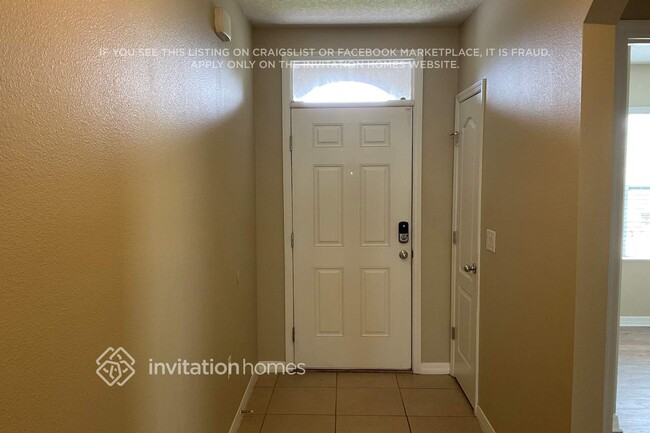 3279 Bayou Bay Dr in Lakeland, FL - Building Photo - Building Photo