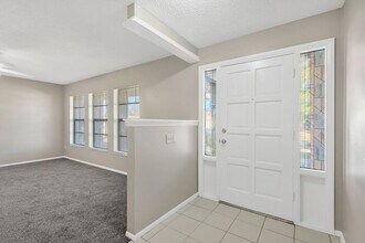 3729 Coppertree Cir in Brandon, FL - Building Photo - Building Photo