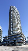 2230 Lakeshore Blvd W in Toronto, ON - Building Photo - Building Photo