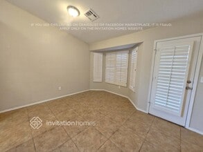 8108 Divernon Ave in Las Vegas, NV - Building Photo - Building Photo