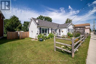 492 Bruce St in South Bruce Peninsula, ON - Building Photo - Building Photo