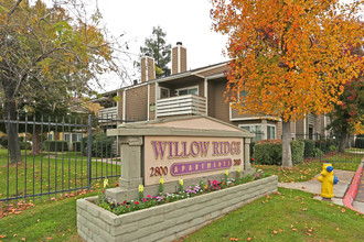 Willow Ridge in Clovis, CA - Building Photo - Building Photo