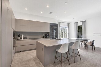 5657 Scarlotti St in Nokomis, FL - Building Photo - Building Photo