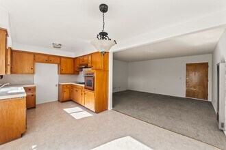 9628 Lower Azusa Rd, Unit Unit 15 in Temple City, CA - Building Photo - Building Photo