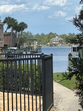 5375 Ortega Farms Blvd, Unit 715 in Jacksonville, FL - Building Photo - Building Photo