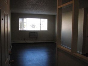 3620 Verde Dr-Unit -205 in Colorado Springs, CO - Building Photo - Building Photo