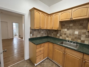 150 Midland Ave, Unit 5 in Kearny, NJ - Building Photo - Building Photo