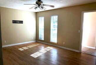 632 Fleming Rd in Hinesville, GA - Building Photo - Building Photo