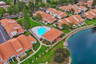 560 Chapala Dr in Camarillo, CA - Building Photo - Building Photo