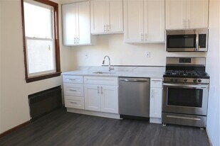 816 Bloomfield St in Hoboken, NJ - Building Photo