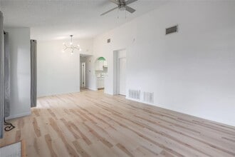8622 Croydon Loop in Austin, TX - Building Photo - Building Photo