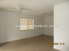 1518 New York Ave in St. Cloud, FL - Building Photo - Building Photo