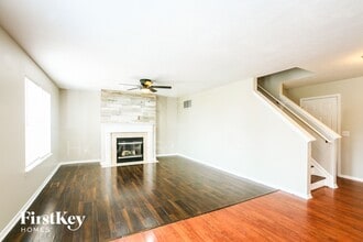 8438 Aviva Ln in Indianapolis, IN - Building Photo - Building Photo