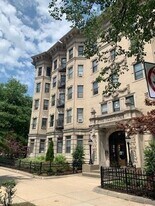 1111 Boylston St in Boston, MA - Building Photo