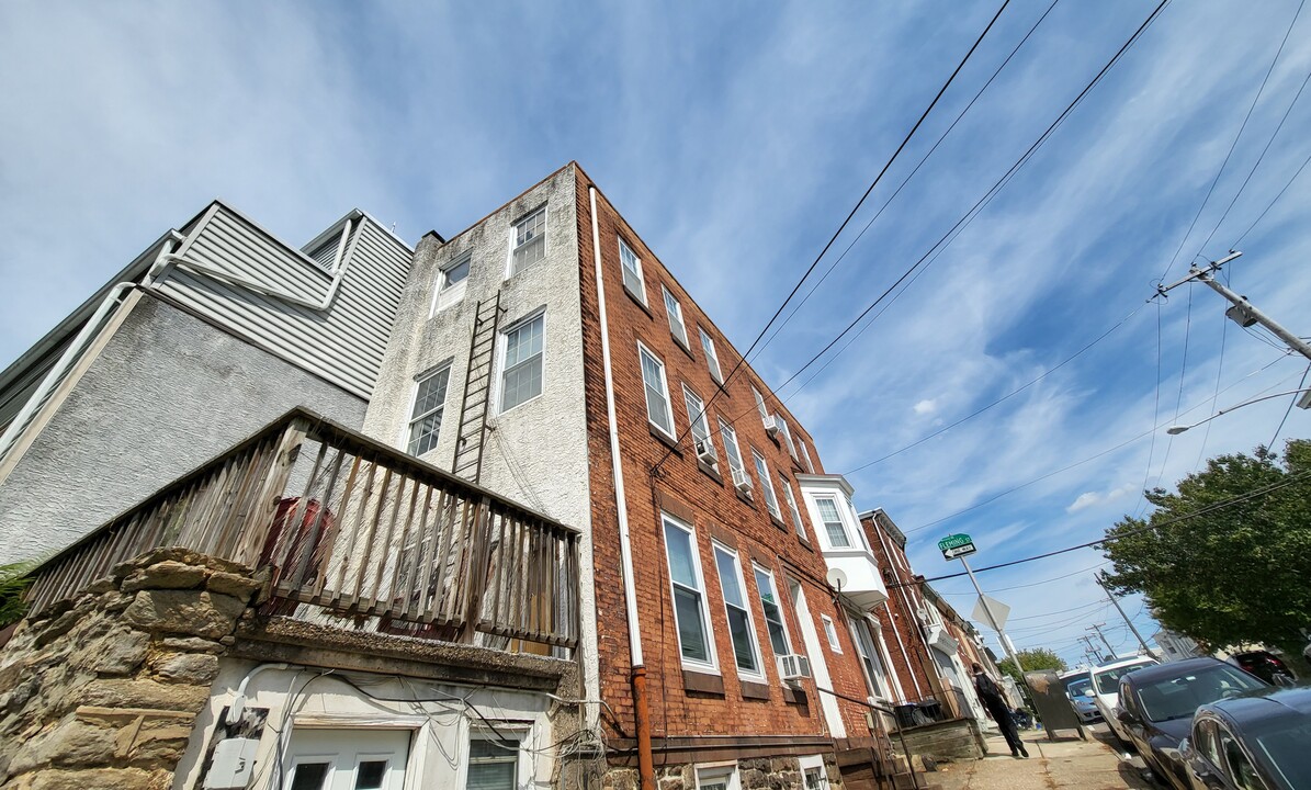 4300 Fleming St, Unit #3 in Philadelphia, PA - Building Photo