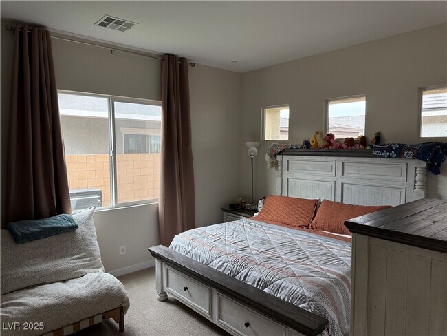 815 Eaton Fls St in Henderson, NV - Building Photo - Building Photo