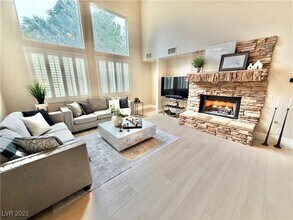 858 La Sconsa Dr in Las Vegas, NV - Building Photo - Building Photo