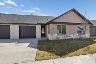 10374 Tierra Santa Dr in Amarillo, TX - Building Photo