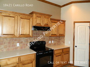 18421 Carillo Rd in Edmond, OK - Building Photo - Building Photo